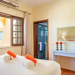 Royal Sandals By Algarve Vacation