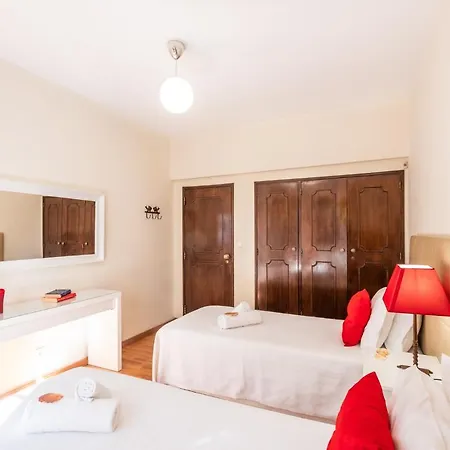 Royal Sandals By Algarve Vacation *