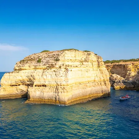 Royal Sandals By Algarve Vacation